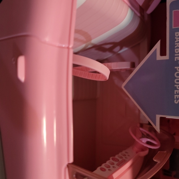 Barbie the Movie Corvette convertible remote control car - Picture 3 of 8